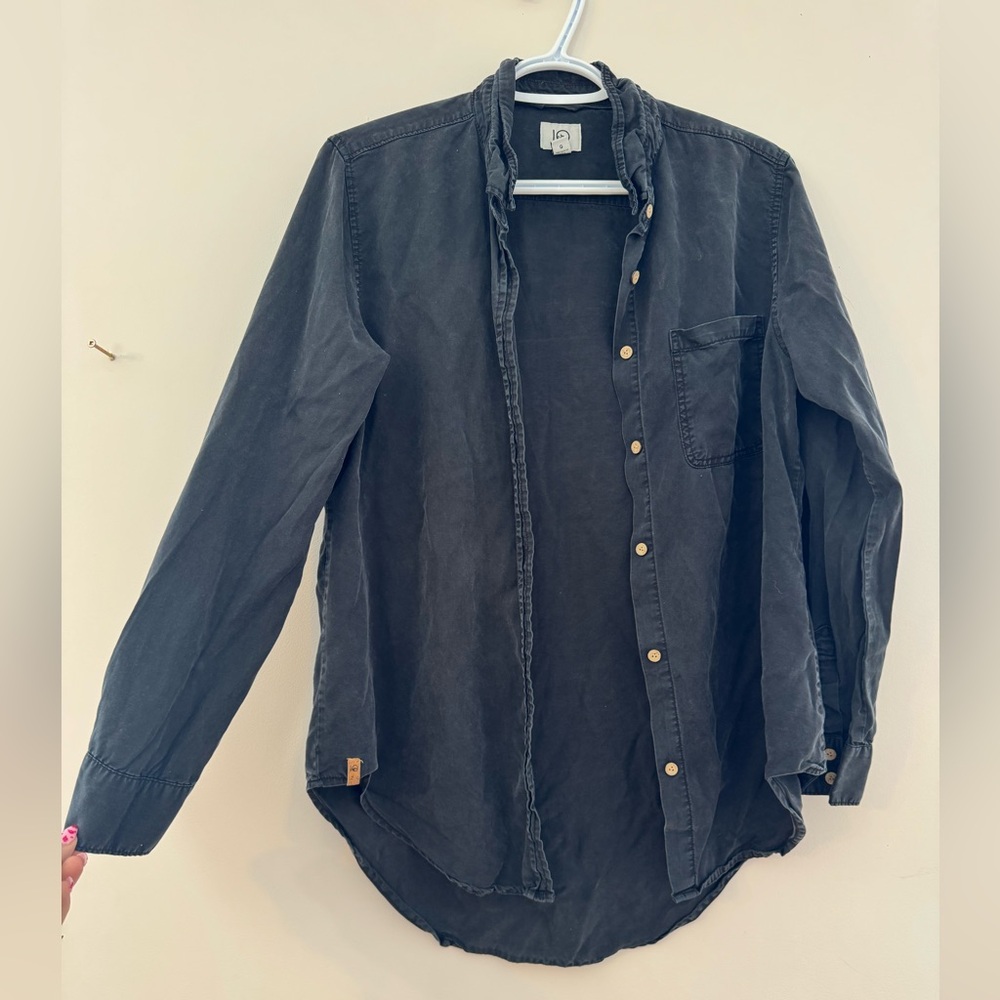 Ten tree button down shirt